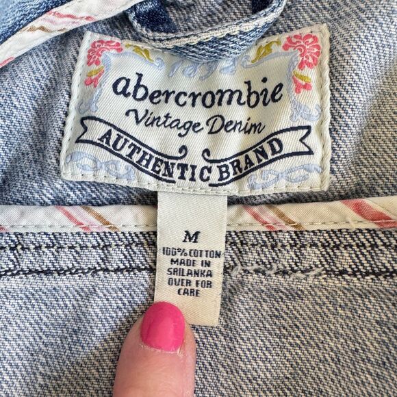 ABERCROMBIE & FITCH Vintage Denim Jacket - Picture 5 of 7